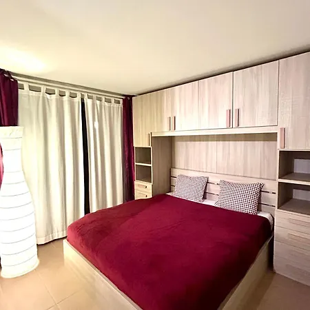 Leo Loft - Pool, Sauna & Free Parking Appartamento