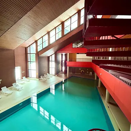 Leo Loft - Pool, Sauna & Free Parking Апартаменты