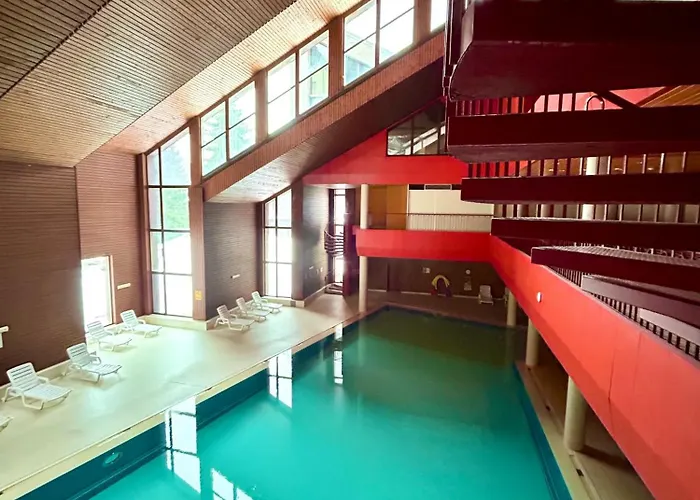 Leo Loft - Pool, Sauna & Free Parking Апартаменты