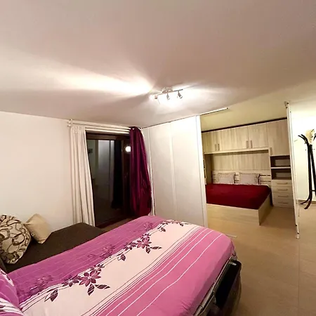 Leo Loft - Pool, Sauna & Free Parking *