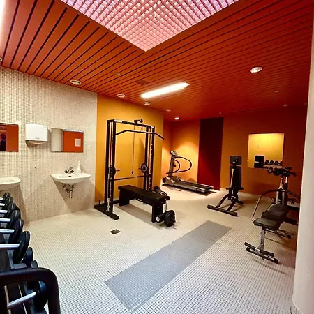 公寓 Leo Loft - Pool, Sauna & Free Parking