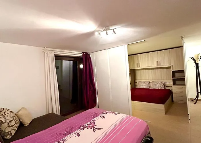 Leo Loft - Pool, Sauna & Free Parking *